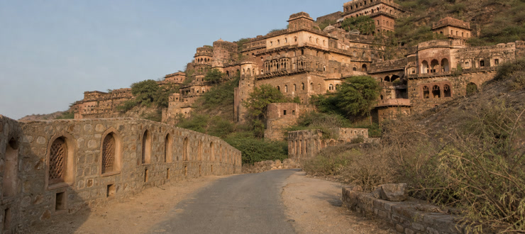 Neemrana Fort